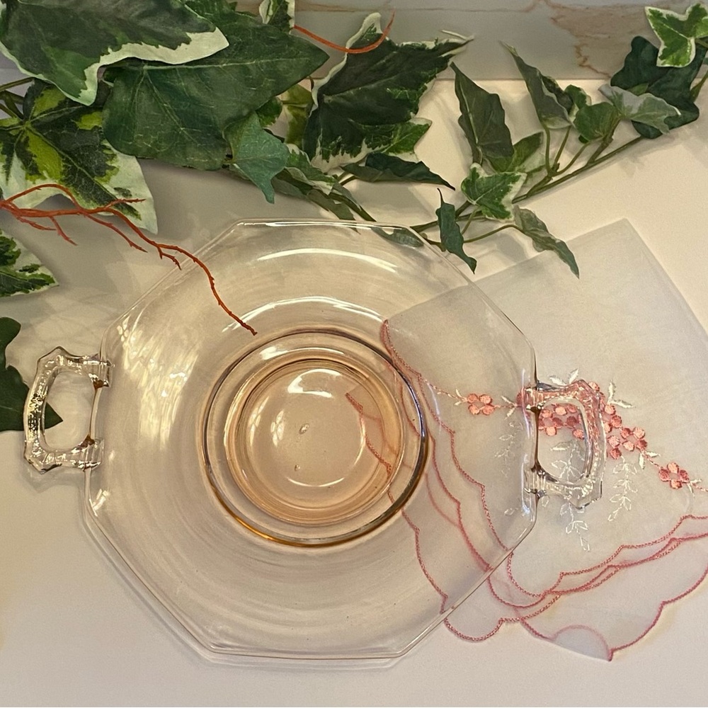 🪷Blush Pink Depression Glass Footed Dish with Handles - Picture 9 of 14